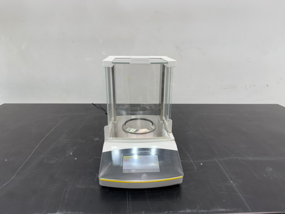 Image of Sartorious Scale